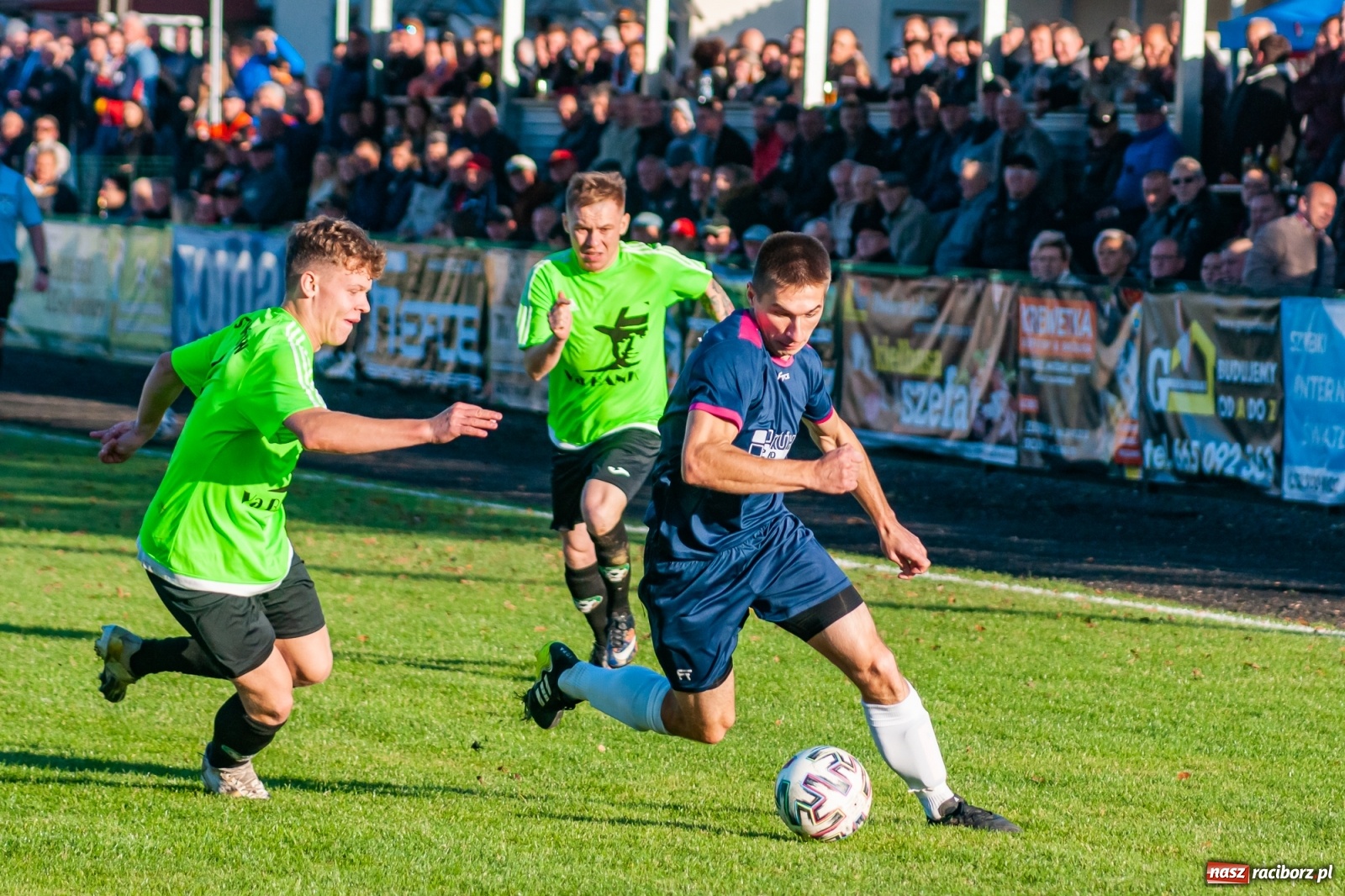 Zdjęcie w galerii na portalu naszraciborz.pl: Klasa okręgowa. LKS Tworków wiedzie prym w Gminie Krzyżanowice [FOTO] wiadomości z regionu