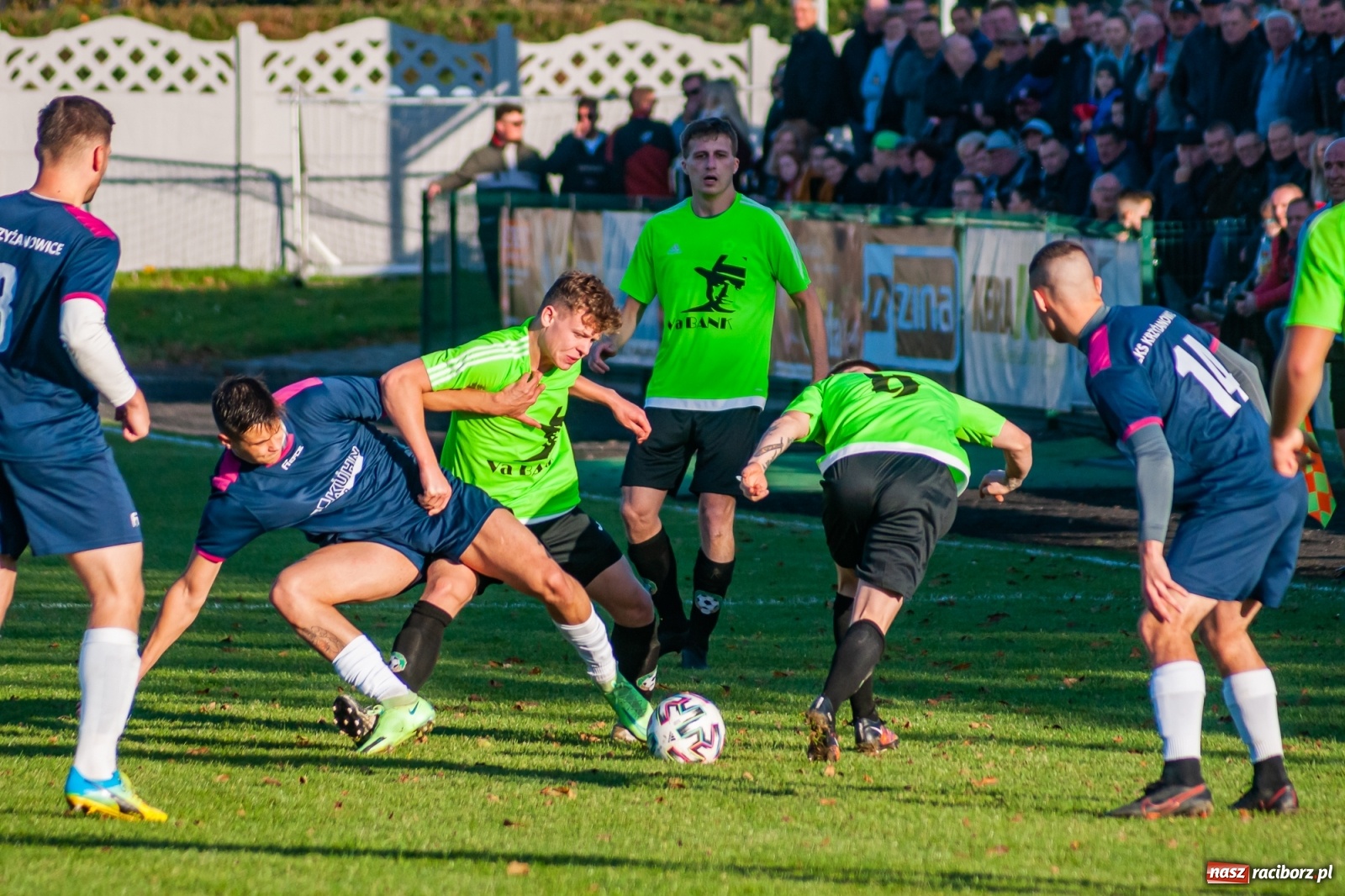 Zdjęcie w galerii na portalu naszraciborz.pl: Klasa okręgowa. LKS Tworków wiedzie prym w Gminie Krzyżanowice [FOTO] wiadomości z regionu