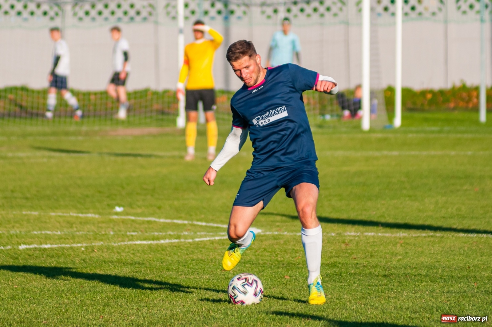 Zdjęcie w galerii na portalu naszraciborz.pl: Klasa okręgowa. LKS Tworków wiedzie prym w Gminie Krzyżanowice [FOTO] wiadomości z regionu