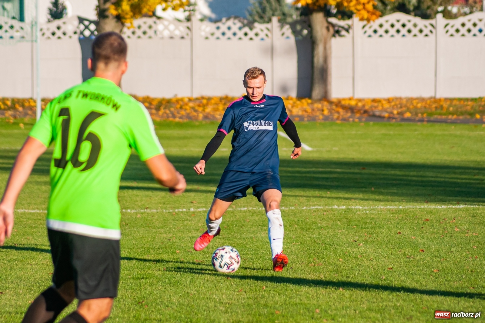 Zdjęcie w galerii na portalu naszraciborz.pl: Klasa okręgowa. LKS Tworków wiedzie prym w Gminie Krzyżanowice [FOTO] wiadomości z regionu