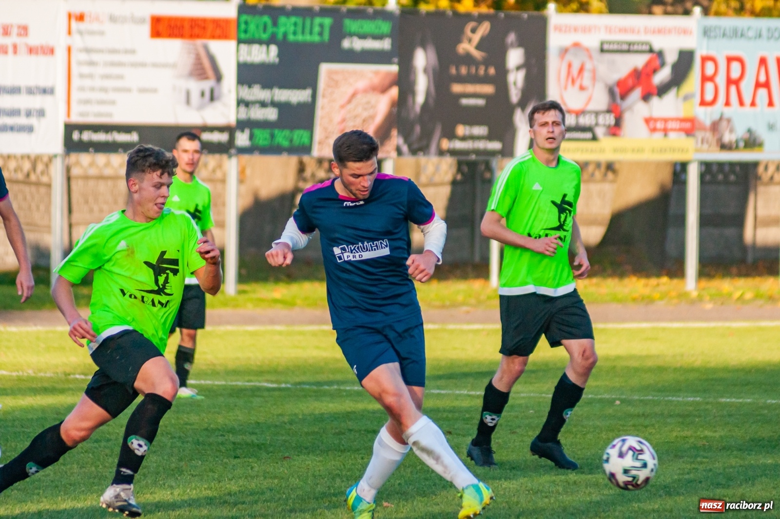 Zdjęcie w galerii na portalu naszraciborz.pl: Klasa okręgowa. LKS Tworków wiedzie prym w Gminie Krzyżanowice [FOTO] wiadomości z regionu