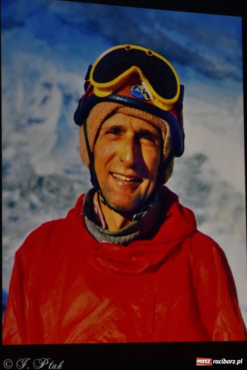 Zdjęcie w galerii na portalu naszraciborz.pl: Góry Świata Leszka Cichego na finał Wiatraków wiadomości z regionu