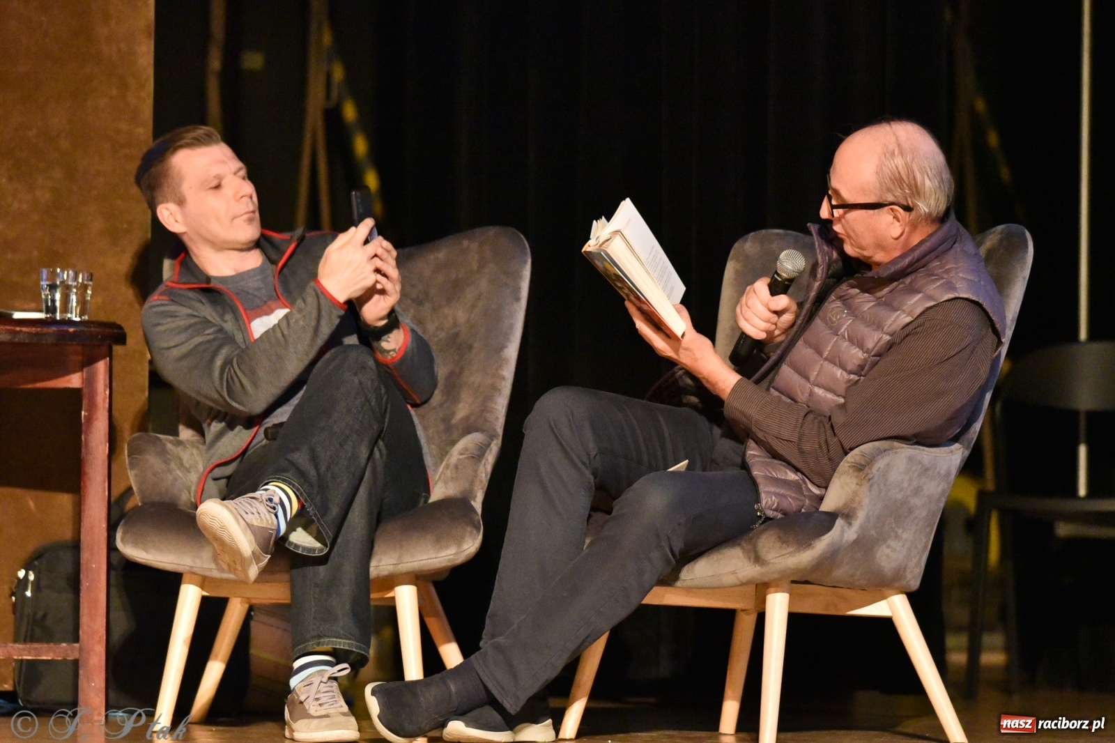 Zdjęcie w galerii na portalu naszraciborz.pl: Góry Świata Leszka Cichego na finał Wiatraków wiadomości z regionu