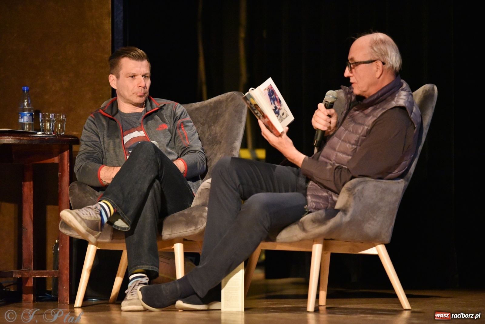 Zdjęcie w galerii na portalu naszraciborz.pl: Góry Świata Leszka Cichego na finał Wiatraków wiadomości z regionu