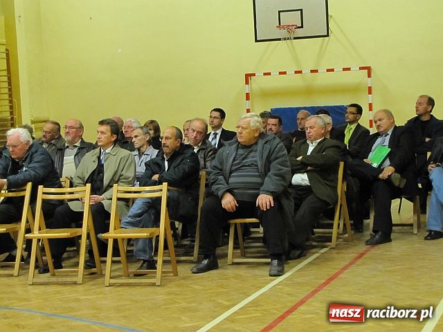 Zdjęcie w galerii na portalu naszraciborz.pl: Studzienna koncertu życzeń nie ma wiadomości z regionu