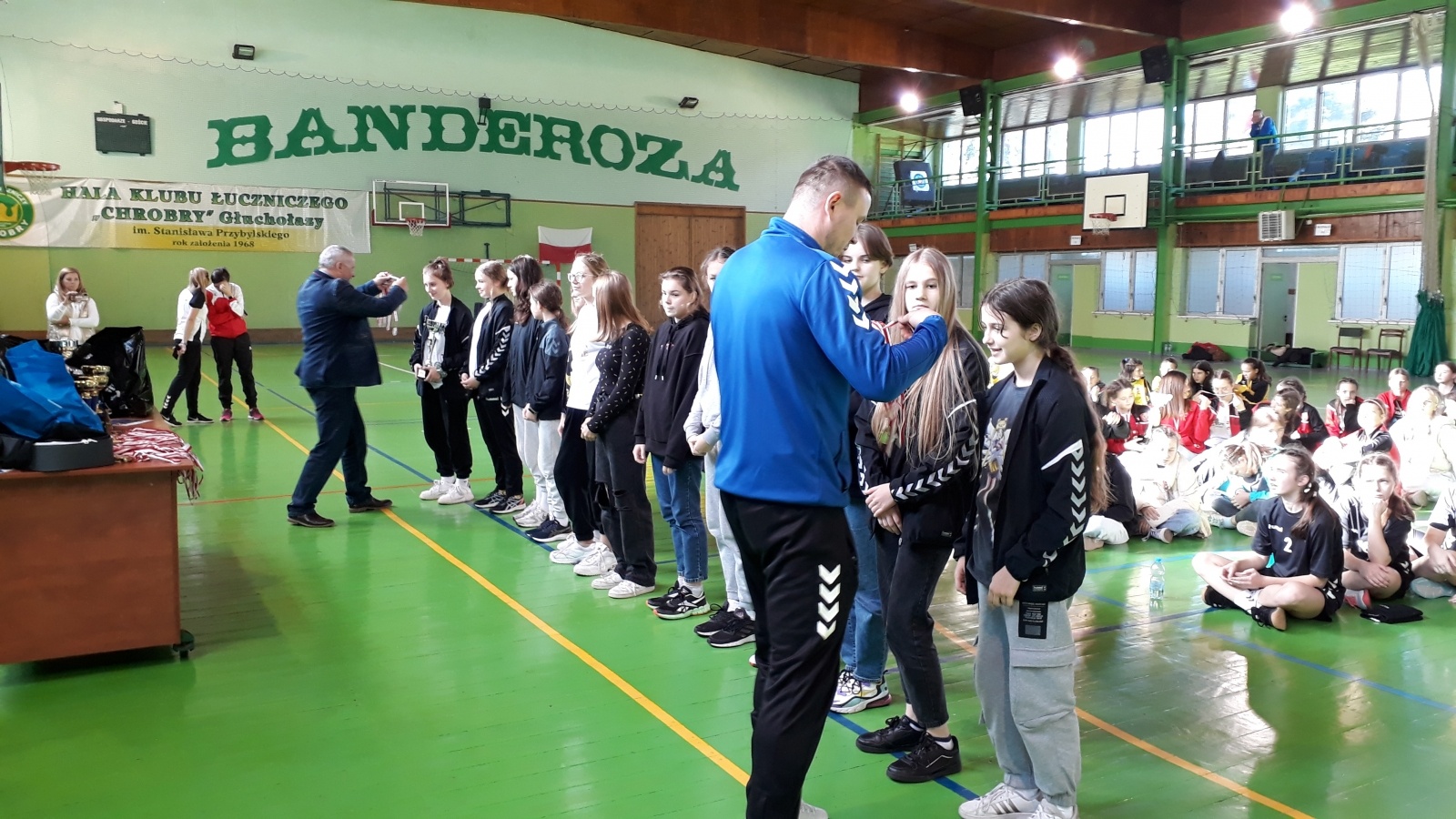 Zdjęcie w galerii na portalu naszraciborz.pl: UKS Start Pietrowice Wielkie na podium w Głuchołazach wiadomości z regionu