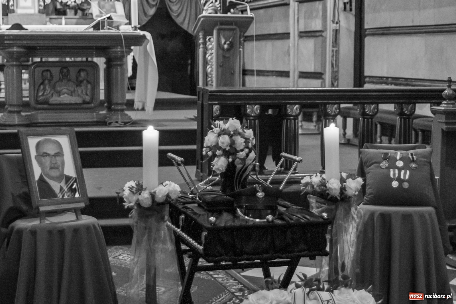 Zdjęcie w galerii na portalu naszraciborz.pl: Ostatnie pożegnanie radnego Stanisława Borowika [FOTO i WIDEO] wiadomości z regionu