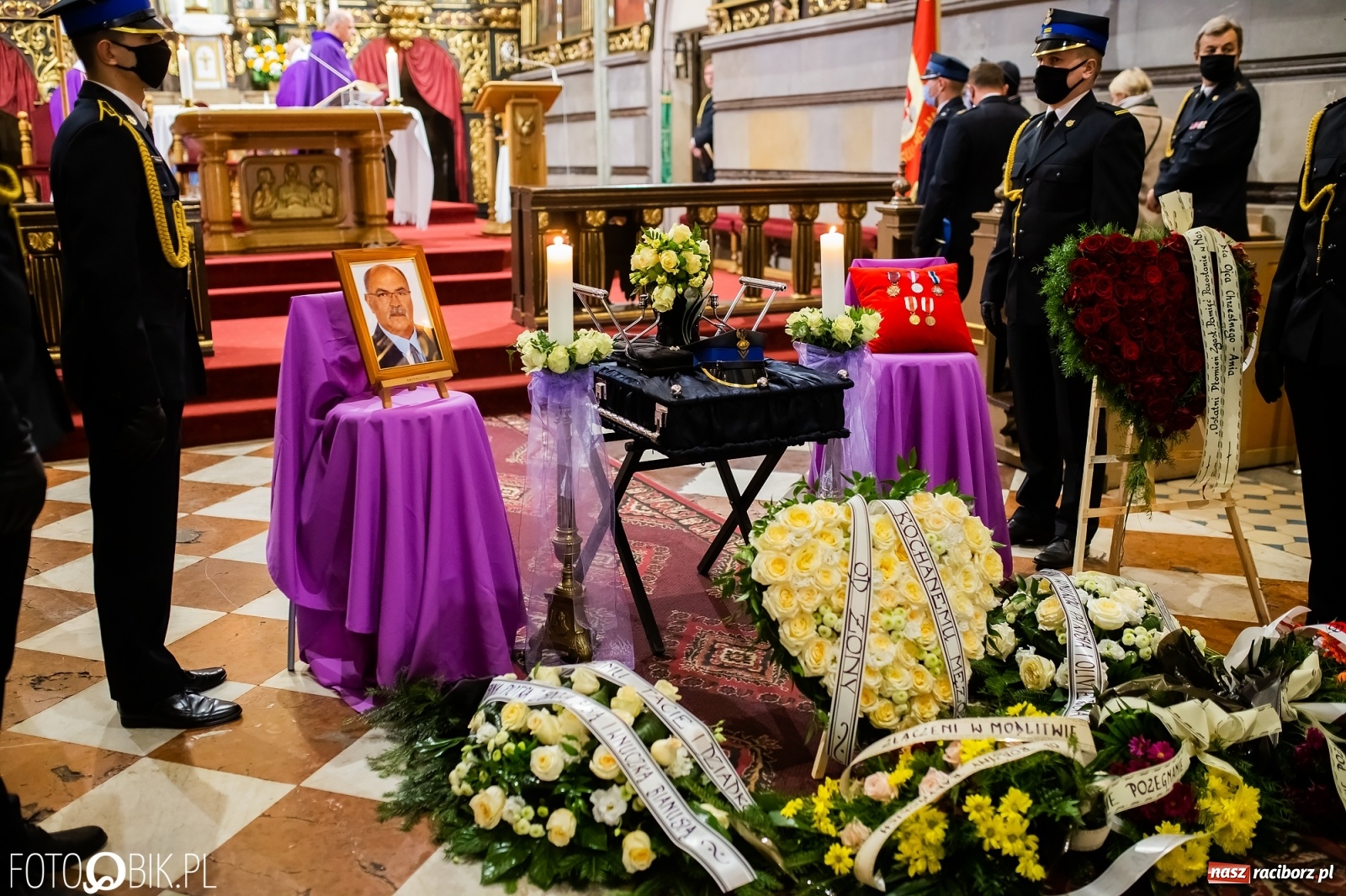 Zdjęcie w galerii na portalu naszraciborz.pl: Ostatnie pożegnanie radnego Stanisława Borowika [FOTO i WIDEO] wiadomości z regionu