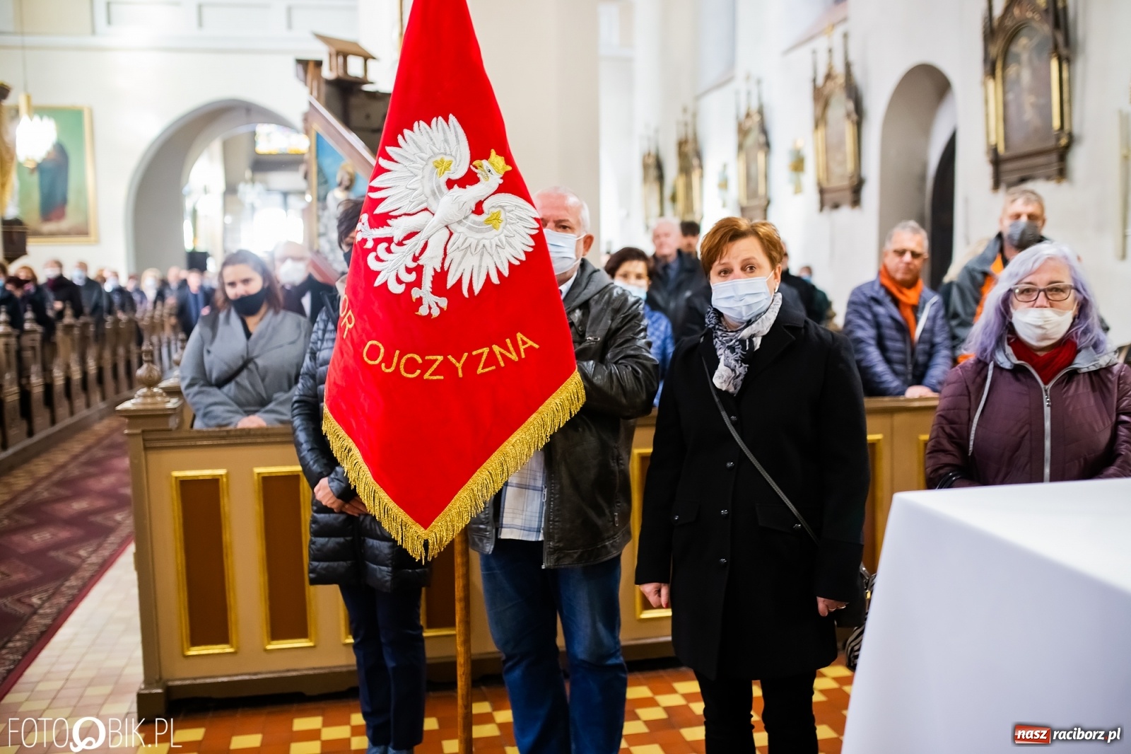 Zdjęcie w galerii na portalu naszraciborz.pl: Ostatnie pożegnanie radnego Stanisława Borowika [FOTO i WIDEO] wiadomości z regionu