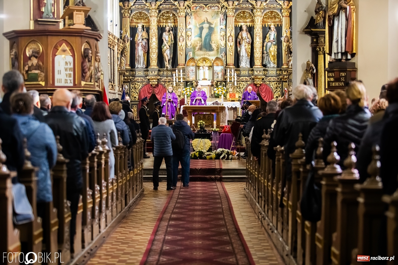 Zdjęcie w galerii na portalu naszraciborz.pl: Ostatnie pożegnanie radnego Stanisława Borowika [FOTO i WIDEO] wiadomości z regionu