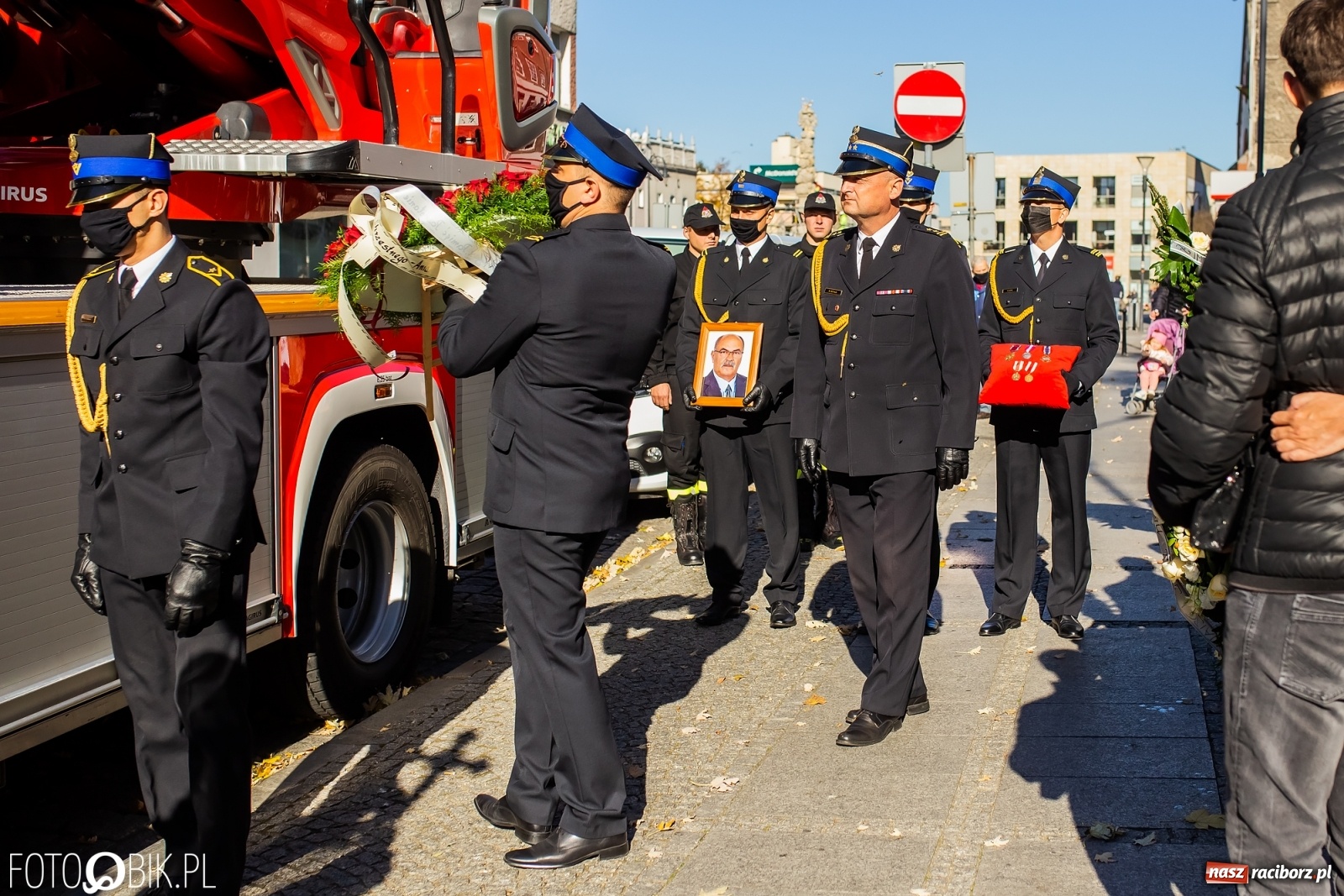 Zdjęcie w galerii na portalu naszraciborz.pl: Ostatnie pożegnanie radnego Stanisława Borowika [FOTO i WIDEO] wiadomości z regionu