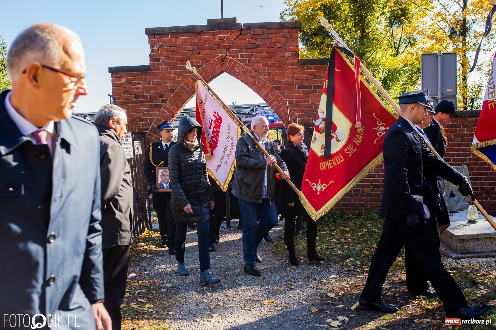 Zdjęcie w galerii na portalu naszraciborz.pl: Ostatnie pożegnanie radnego Stanisława Borowika [FOTO i WIDEO] wiadomości z regionu