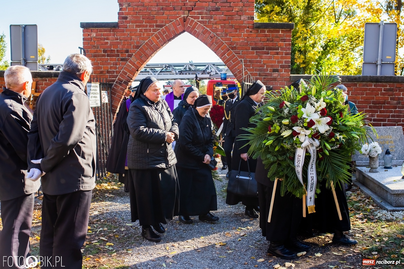 Zdjęcie w galerii na portalu naszraciborz.pl: Ostatnie pożegnanie radnego Stanisława Borowika [FOTO i WIDEO] wiadomości z regionu