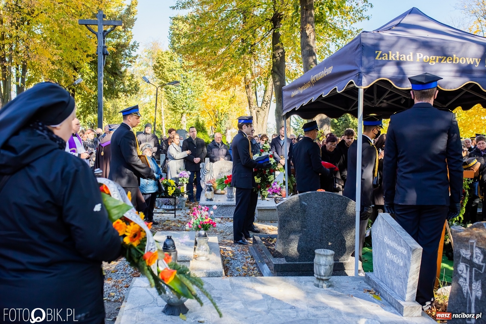 Zdjęcie w galerii na portalu naszraciborz.pl: Ostatnie pożegnanie radnego Stanisława Borowika [FOTO i WIDEO] wiadomości z regionu