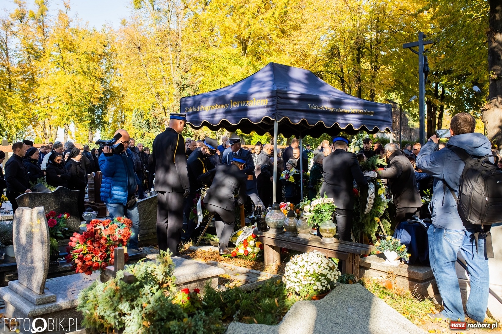Zdjęcie w galerii na portalu naszraciborz.pl: Ostatnie pożegnanie radnego Stanisława Borowika [FOTO i WIDEO] wiadomości z regionu