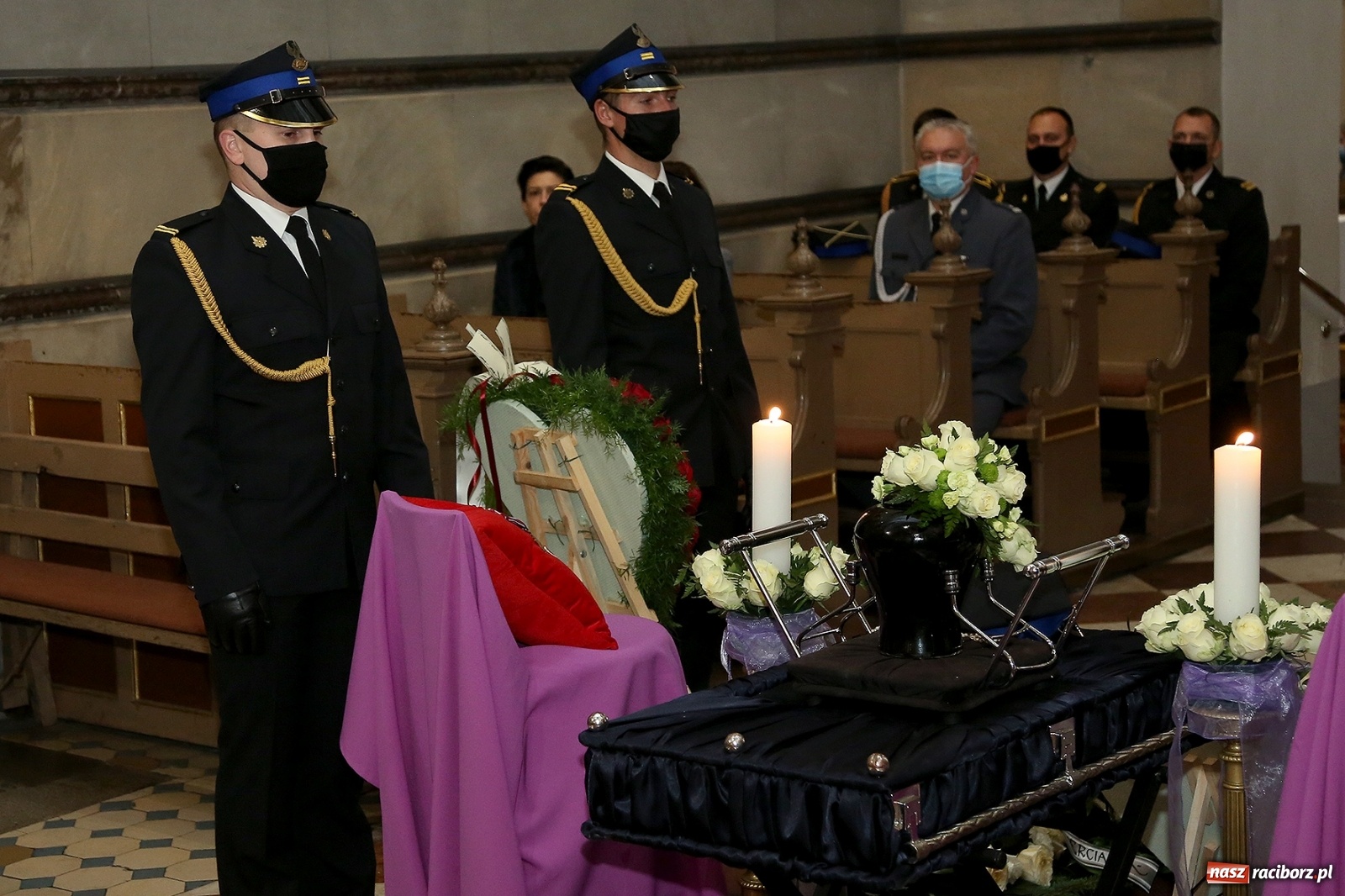 Zdjęcie w galerii na portalu naszraciborz.pl: Ostatnie pożegnanie radnego Stanisława Borowika [FOTO i WIDEO] wiadomości z regionu