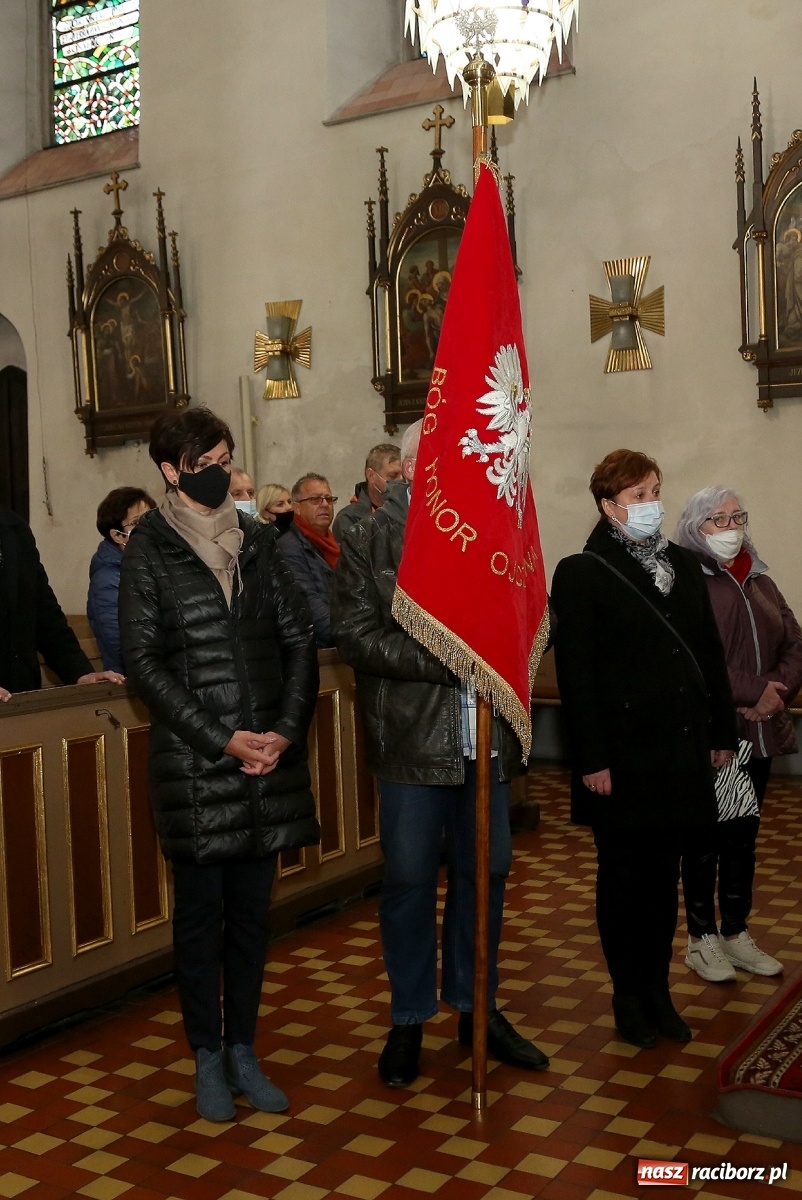 Zdjęcie w galerii na portalu naszraciborz.pl: Ostatnie pożegnanie radnego Stanisława Borowika [FOTO i WIDEO] wiadomości z regionu
