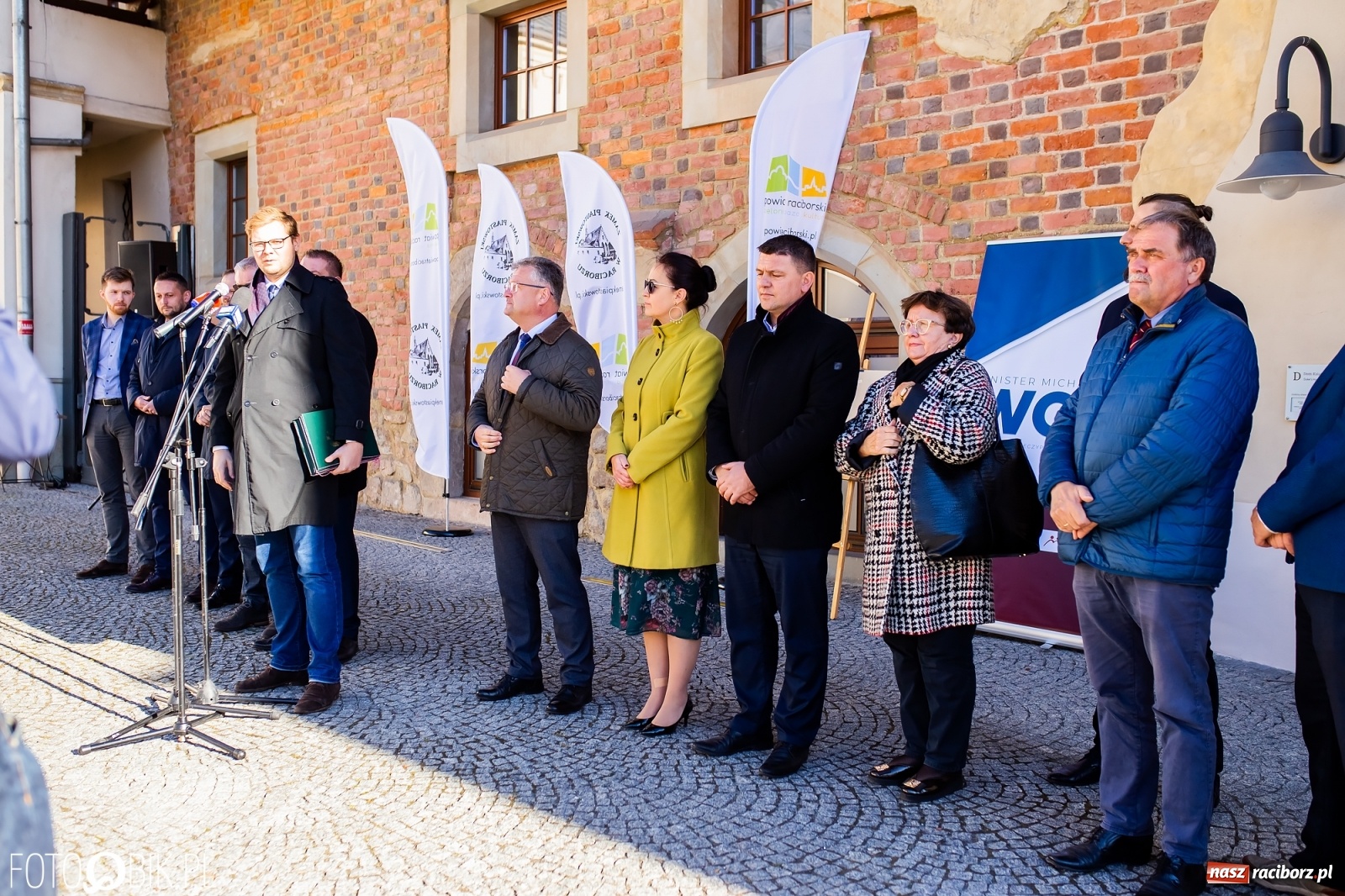 Zdjęcie w galerii na portalu naszraciborz.pl: Polski Ład. Racibórz dostał na ul. Rybnicką, powiat na zamek. Miliony dla gmin wiadomości z regionu