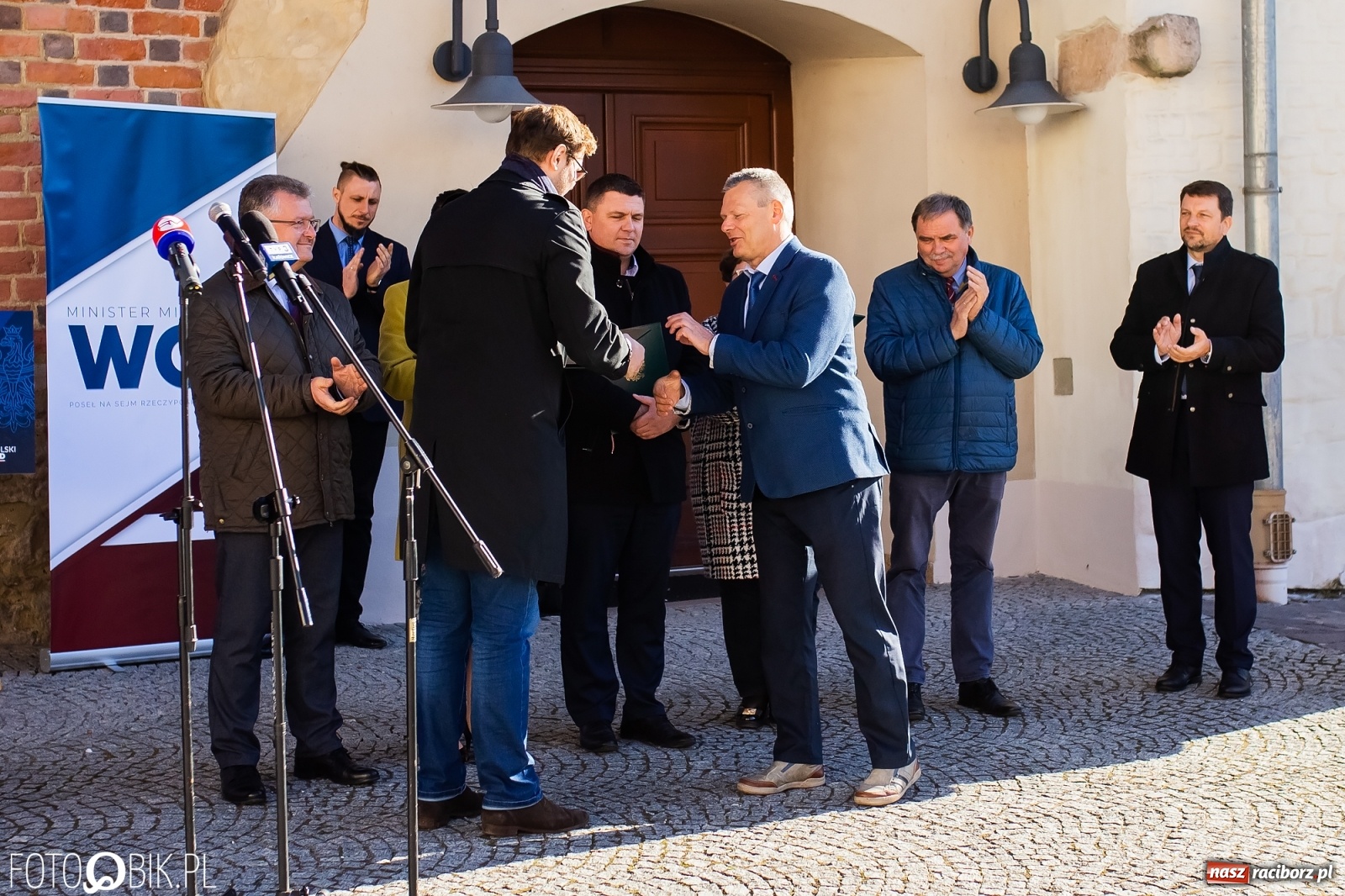 Zdjęcie w galerii na portalu naszraciborz.pl: Polski Ład. Racibórz dostał na ul. Rybnicką, powiat na zamek. Miliony dla gmin wiadomości z regionu