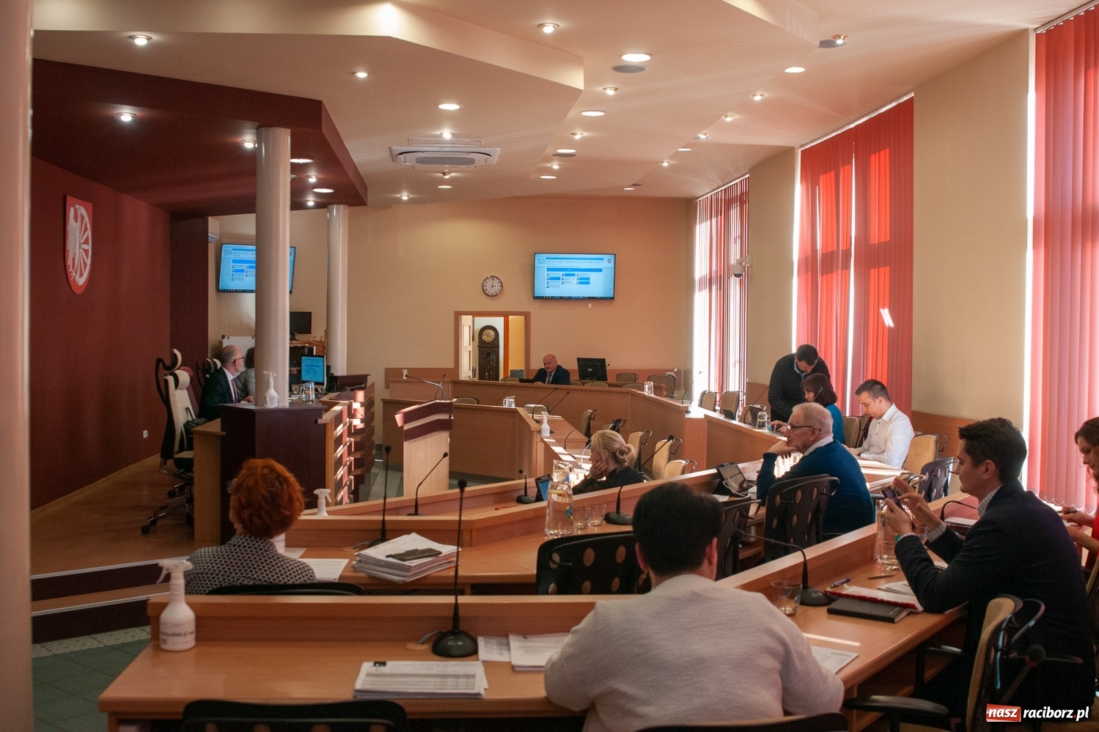 Zdjęcie w galerii na portalu naszraciborz.pl: Mickiewicza do przebicia? Czy powinniśmy jeździć od dworca na wprost do Rynku? wiadomości z regionu