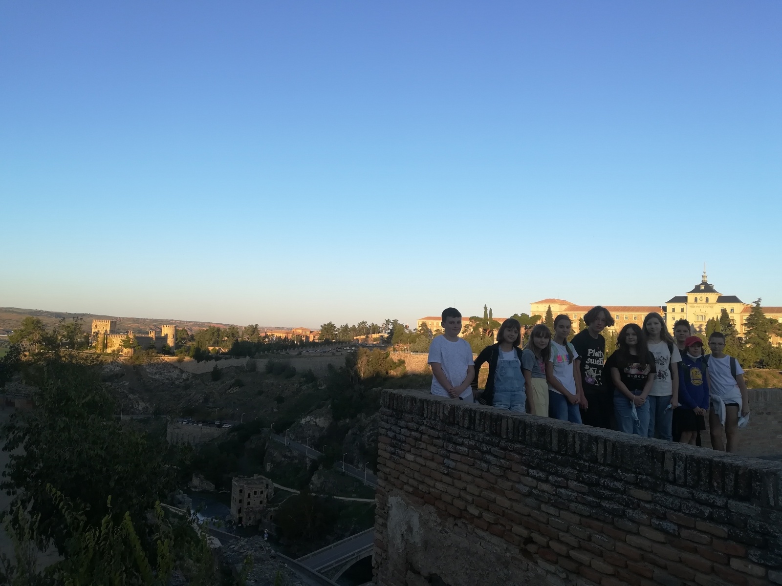 Zdjęcie w galerii na portalu naszraciborz.pl: Weź TIK za przewodnika! Uczniowie SP1 z Ostroga w Hiszpanii wiadomości z regionu