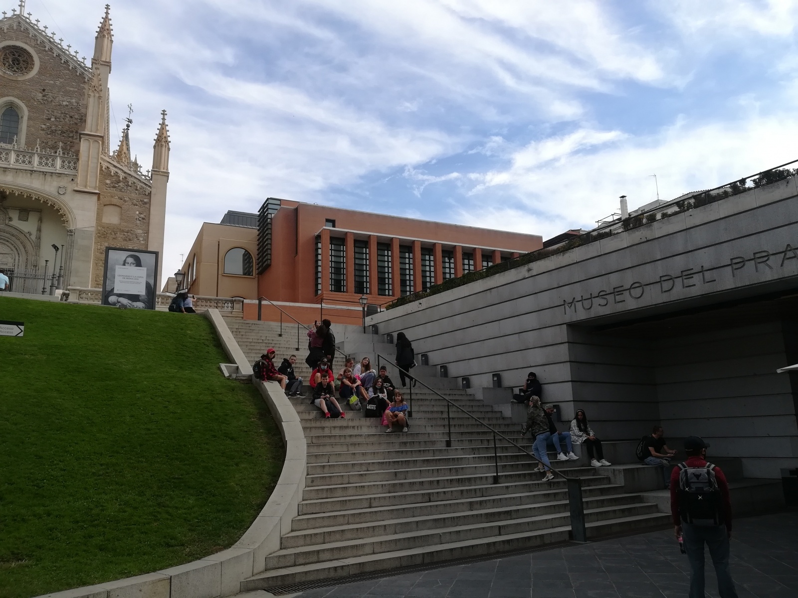 Zdjęcie w galerii na portalu naszraciborz.pl: Weź TIK za przewodnika! Uczniowie SP1 z Ostroga w Hiszpanii wiadomości z regionu