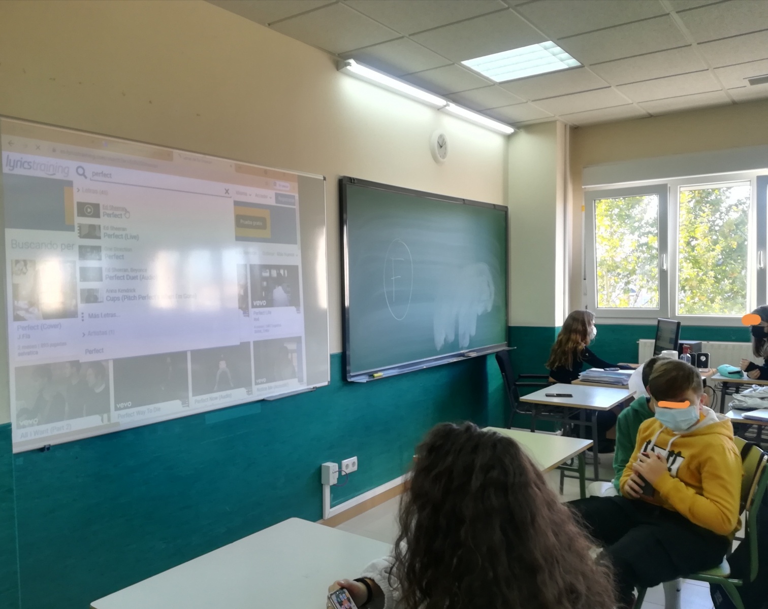 Zdjęcie w galerii na portalu naszraciborz.pl: Weź TIK za przewodnika! Uczniowie SP1 z Ostroga w Hiszpanii wiadomości z regionu