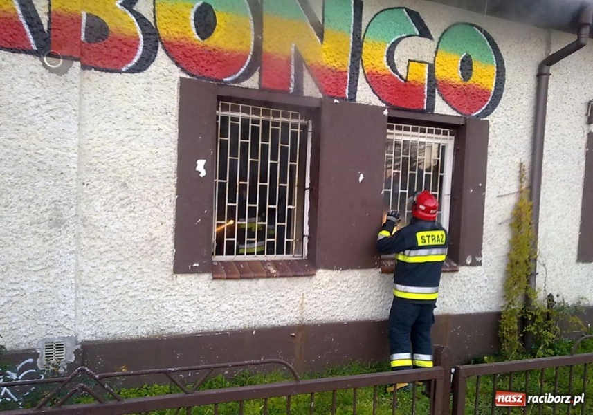 Zdjęcie w galerii na portalu naszraciborz.pl: Włamanie i pożar w BajaBongo wiadomości z regionu