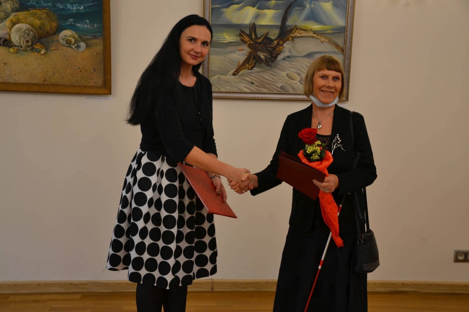 Zdjęcie w galerii na portalu naszraciborz.pl: Droga usłana barwami - finisaż wystawy malarstwa Heleny Zadrejko wiadomości z regionu