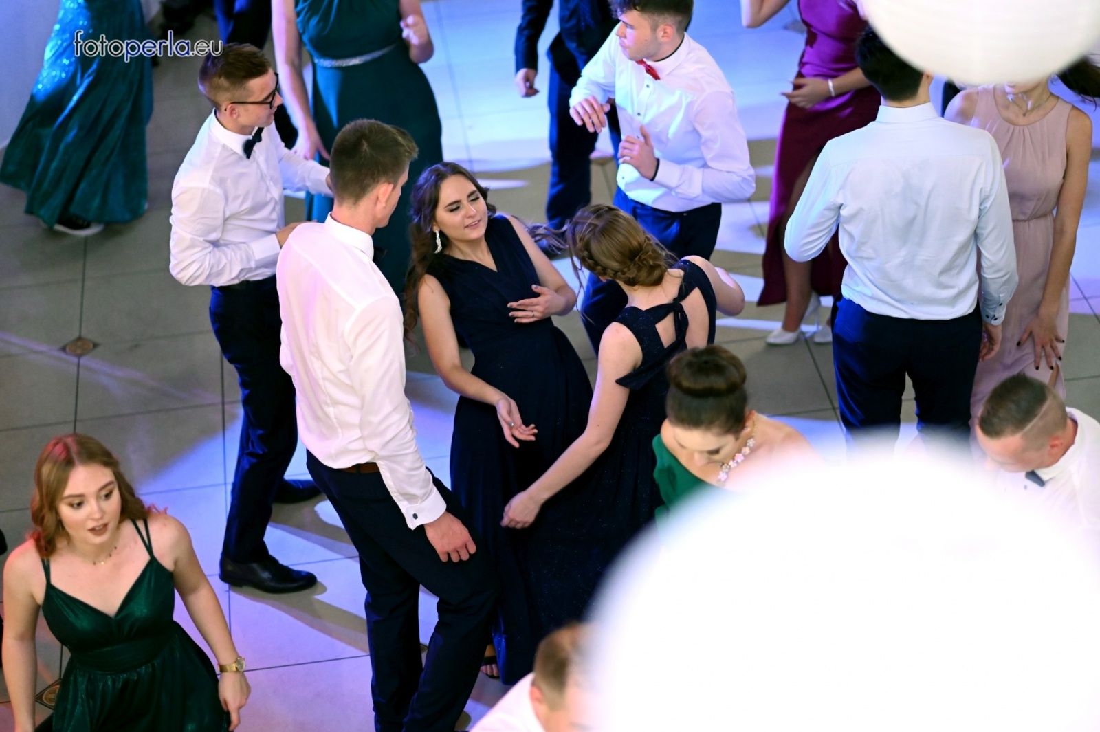 Zdjęcie w galerii na portalu naszraciborz.pl: To była niezapomniana noc. Studniówka II LO po polonezach wiadomości z regionu