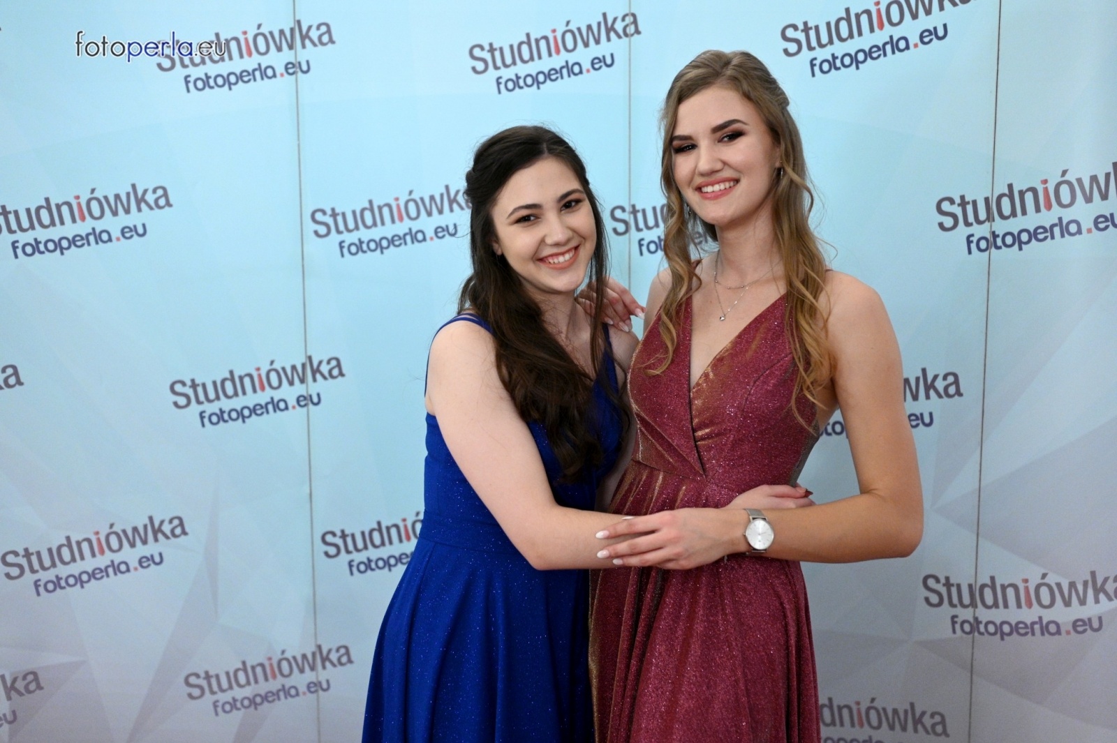 Zdjęcie w galerii na portalu naszraciborz.pl: To była niezapomniana noc. Studniówka II LO po polonezach wiadomości z regionu