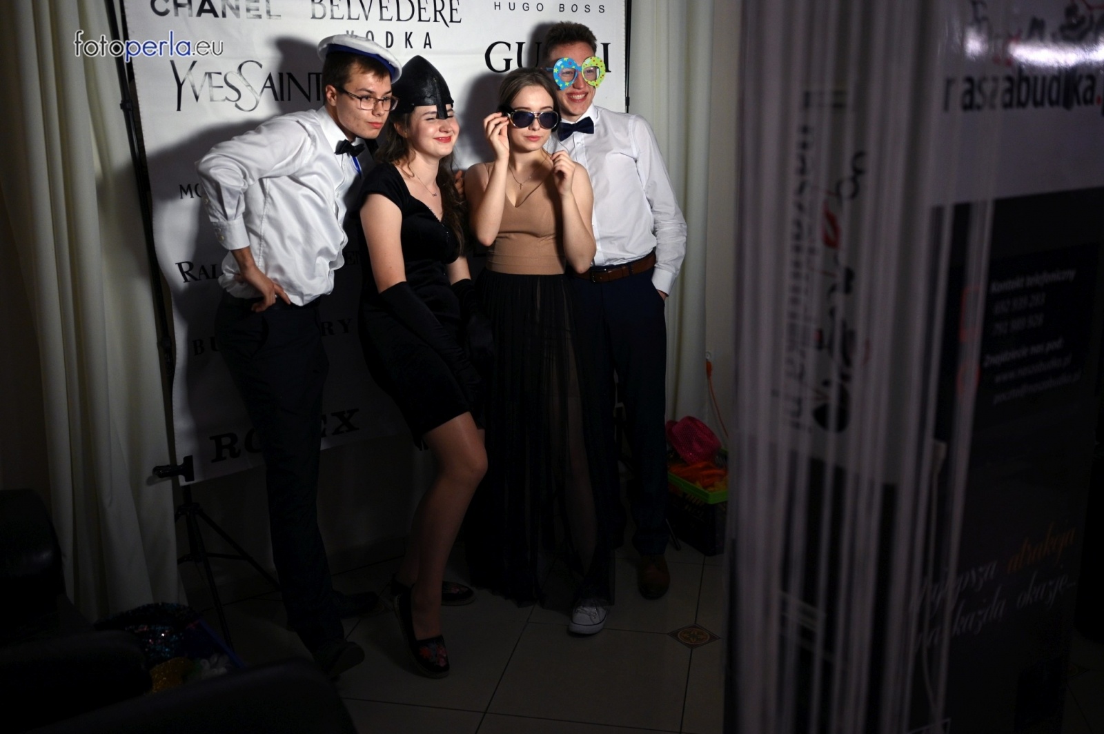 Zdjęcie w galerii na portalu naszraciborz.pl: To była niezapomniana noc. Studniówka II LO po polonezach wiadomości z regionu