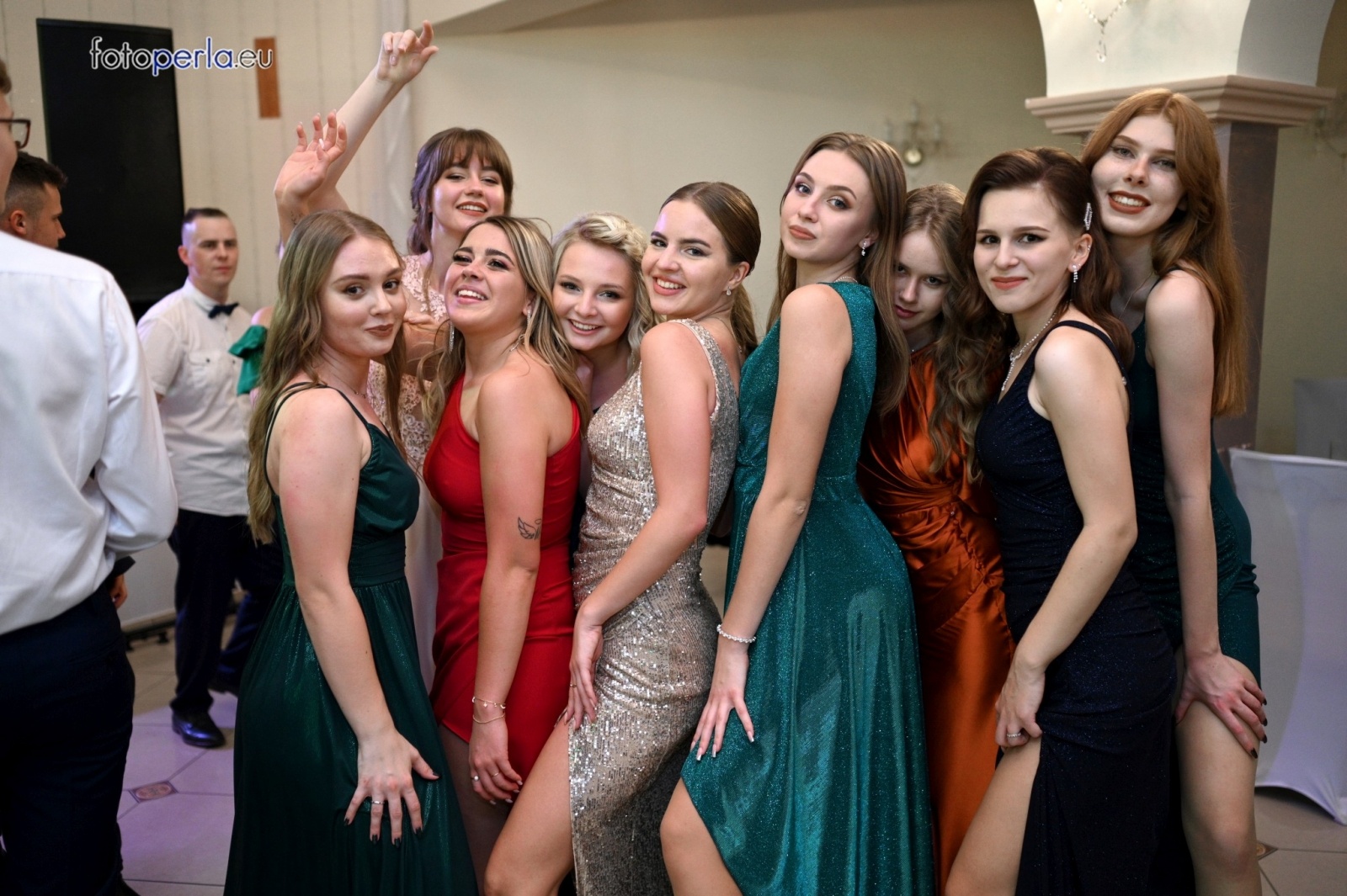 Zdjęcie w galerii na portalu naszraciborz.pl: To była niezapomniana noc. Studniówka II LO po polonezach wiadomości z regionu