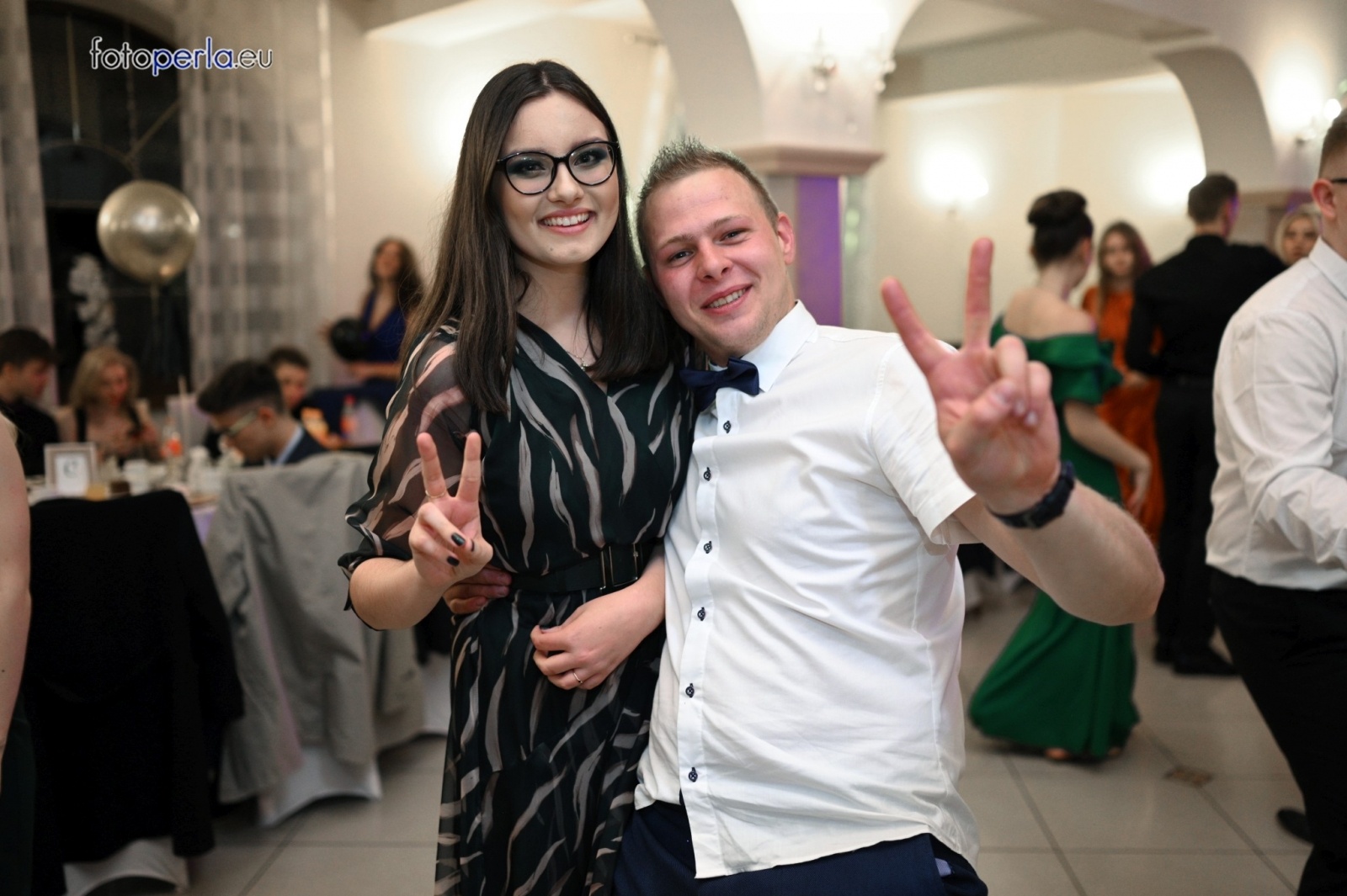 Zdjęcie w galerii na portalu naszraciborz.pl: To była niezapomniana noc. Studniówka II LO po polonezach wiadomości z regionu