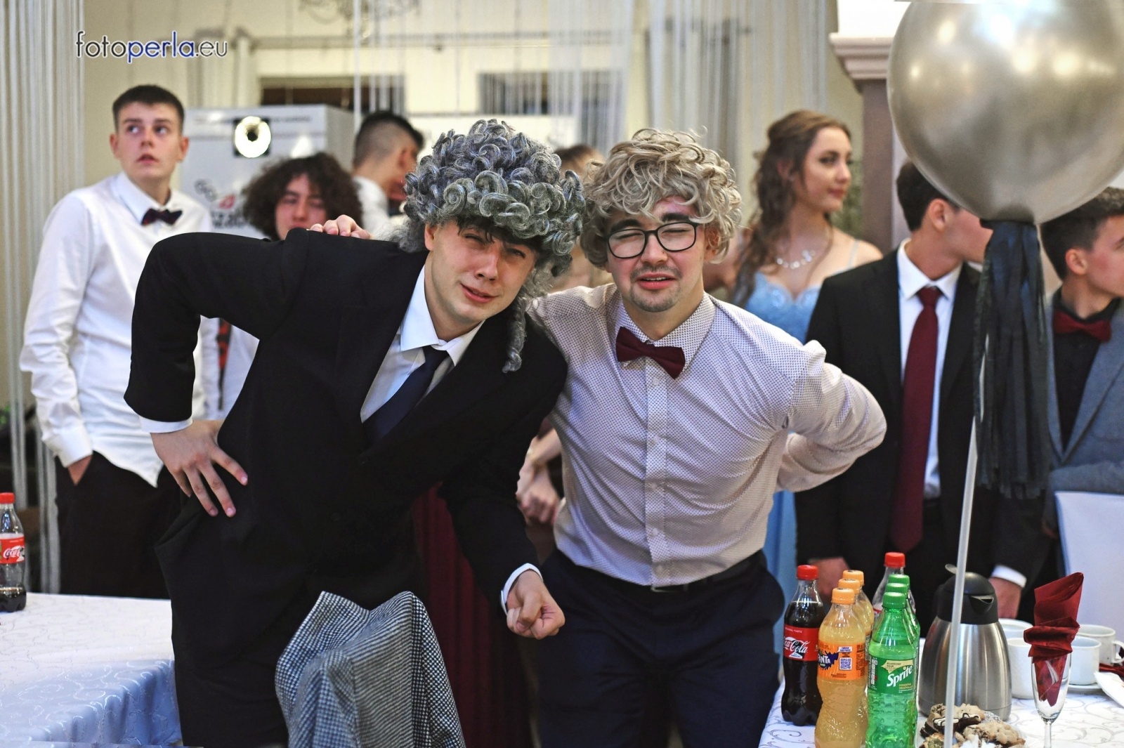 Zdjęcie w galerii na portalu naszraciborz.pl: To była niezapomniana noc. Studniówka II LO po polonezach wiadomości z regionu