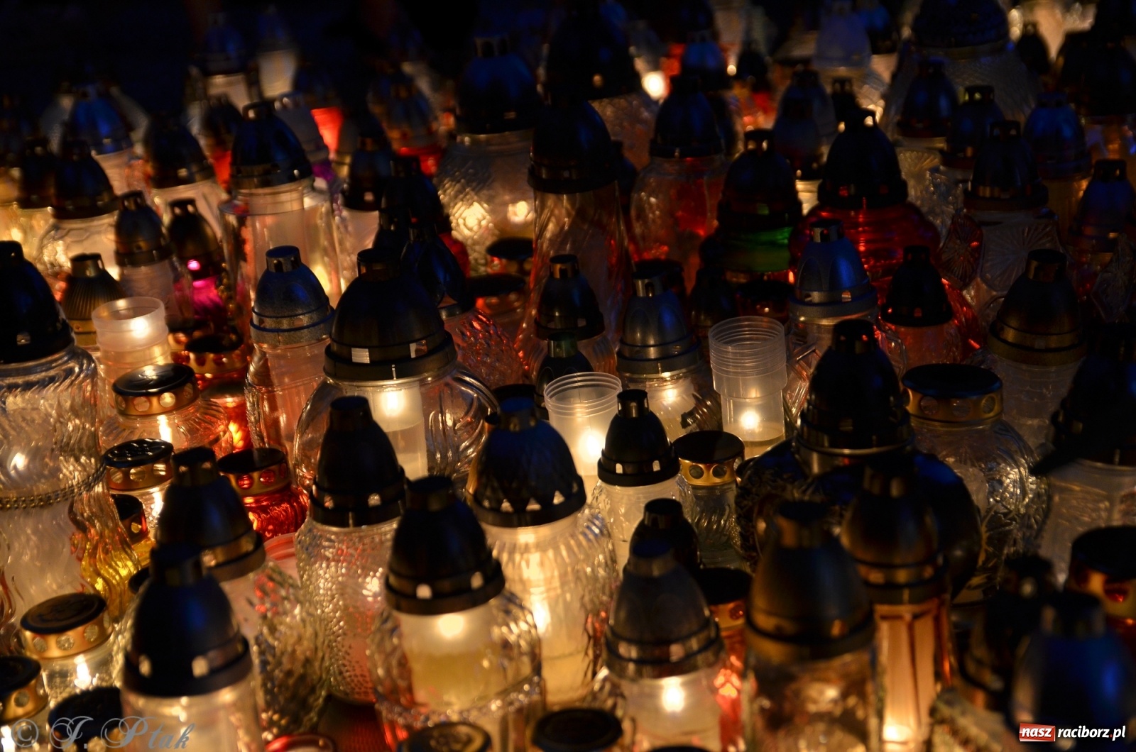 Zdjęcie w galerii na portalu naszraciborz.pl: Jeruzalem w wigilię Wszystkich Świętych. 1 listopada Ocicka przy cmentarzu będzie zamknięta wiadomości z regionu