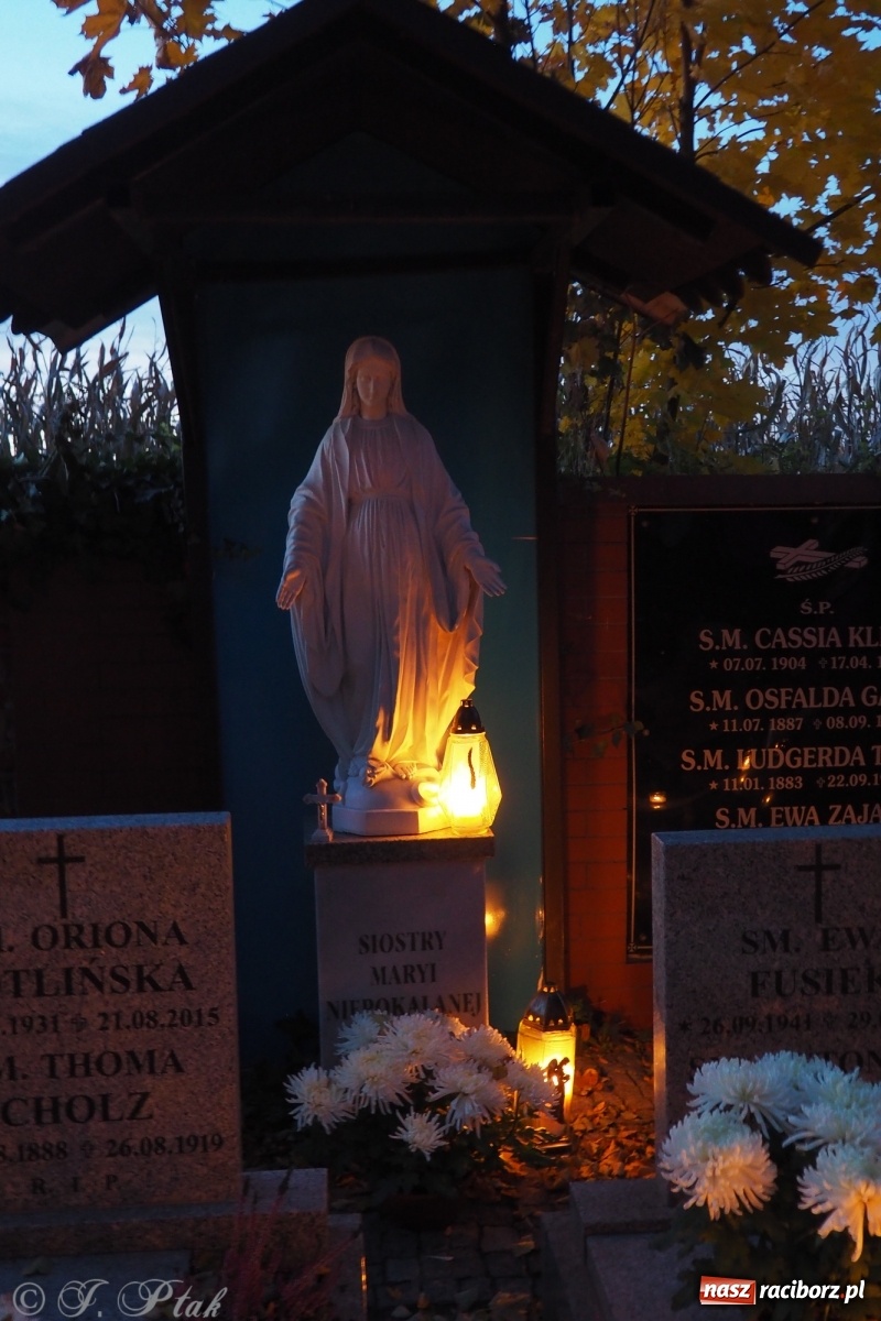 Zdjęcie w galerii na portalu naszraciborz.pl: Jeruzalem w wigilię Wszystkich Świętych. 1 listopada Ocicka przy cmentarzu będzie zamknięta wiadomości z regionu