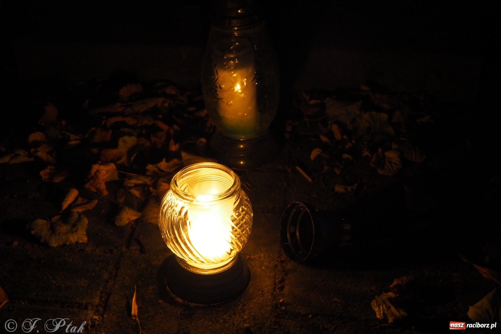 Zdjęcie w galerii na portalu naszraciborz.pl: Jeruzalem w wigilię Wszystkich Świętych. 1 listopada Ocicka przy cmentarzu będzie zamknięta wiadomości z regionu