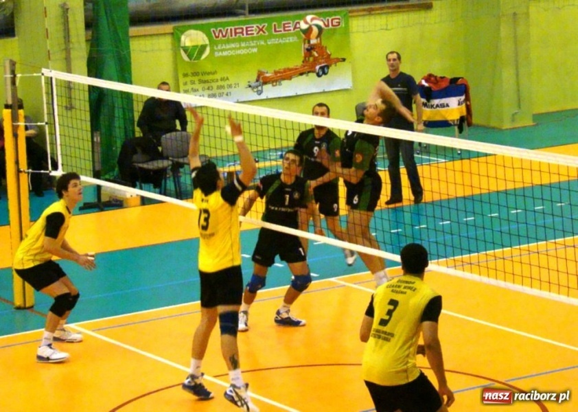 Zdjęcie w galerii na portalu naszraciborz.pl: Sensacyjna wygrana AZS Rafako wiadomości z regionu