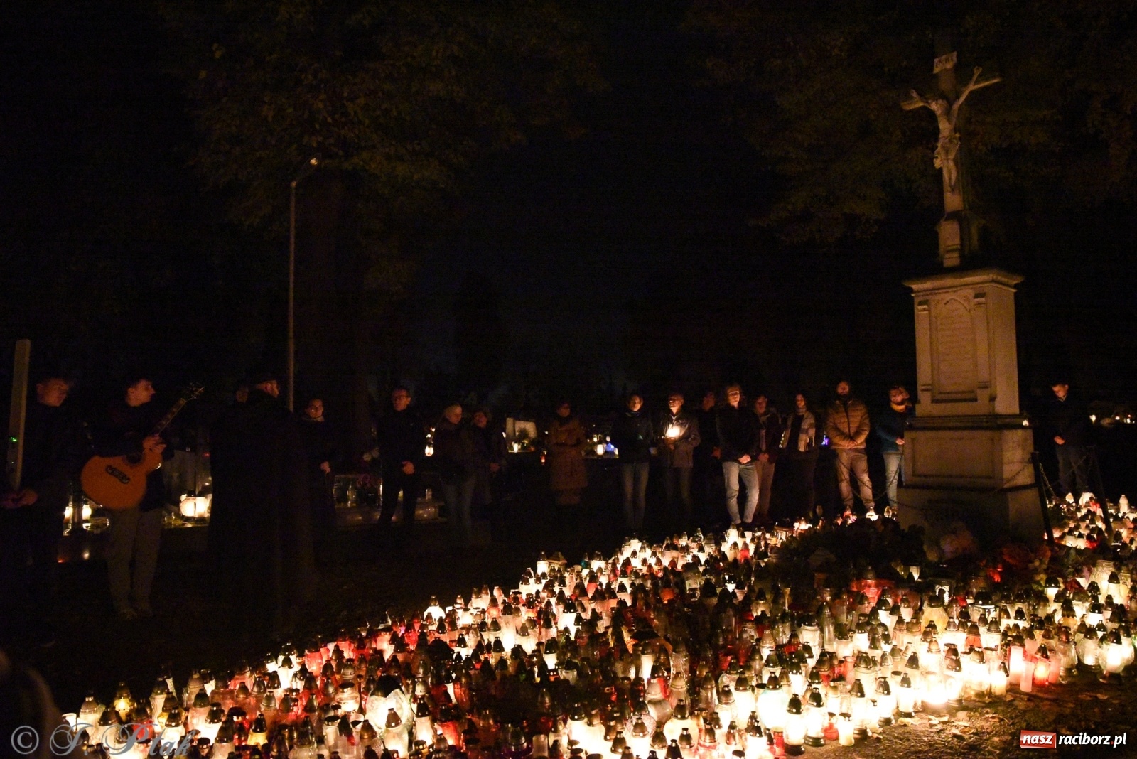 Zdjęcie w galerii na portalu naszraciborz.pl: Modlitwa młodych na raciborskim Jeruzalem wiadomości z regionu