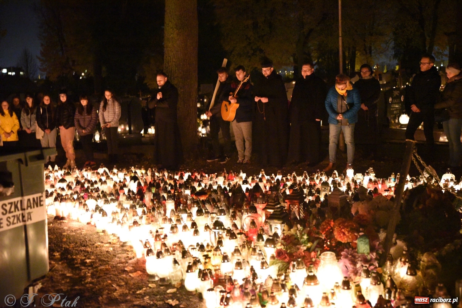 Zdjęcie w galerii na portalu naszraciborz.pl: Modlitwa młodych na raciborskim Jeruzalem wiadomości z regionu