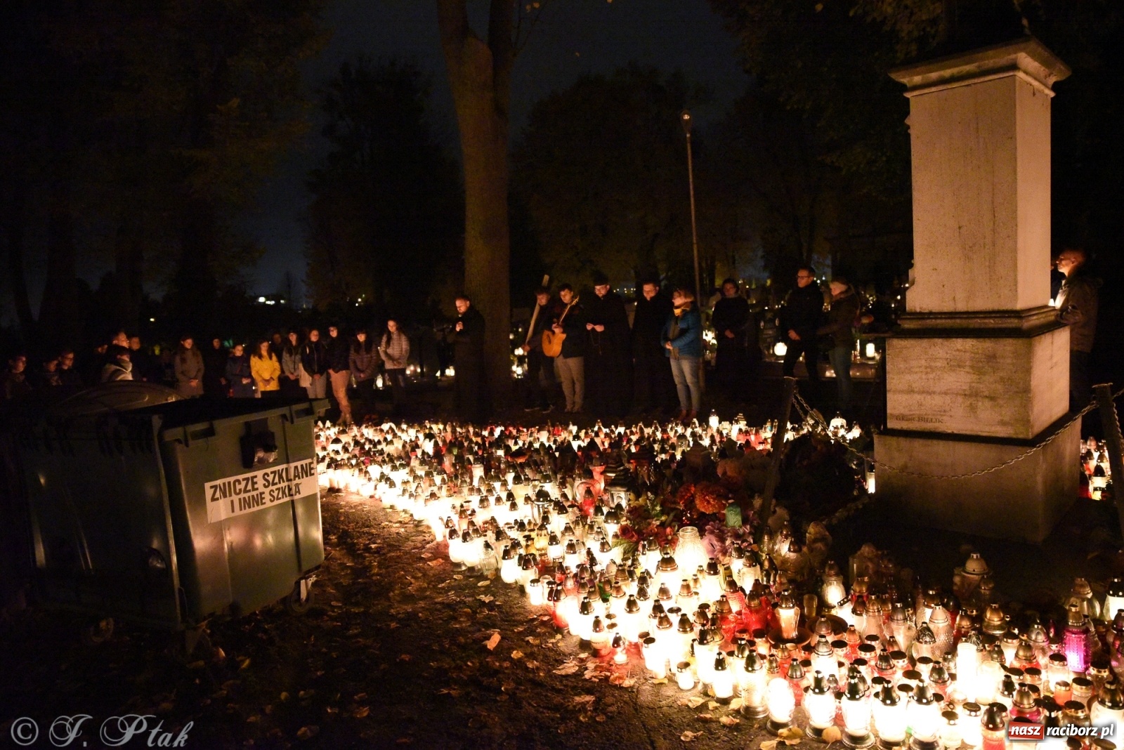 Zdjęcie w galerii na portalu naszraciborz.pl: Modlitwa młodych na raciborskim Jeruzalem wiadomości z regionu