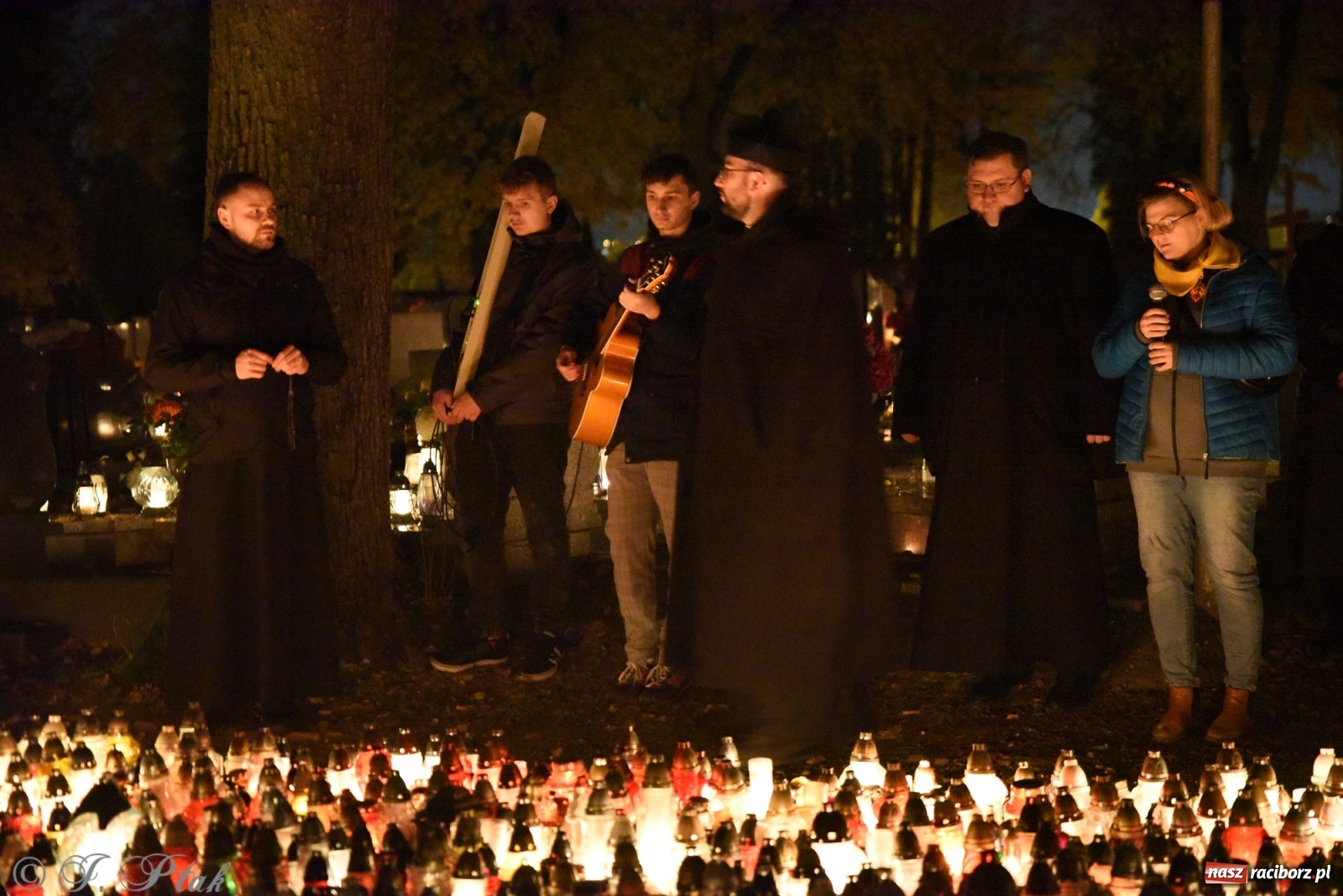 Zdjęcie w galerii na portalu naszraciborz.pl: Modlitwa młodych na raciborskim Jeruzalem wiadomości z regionu