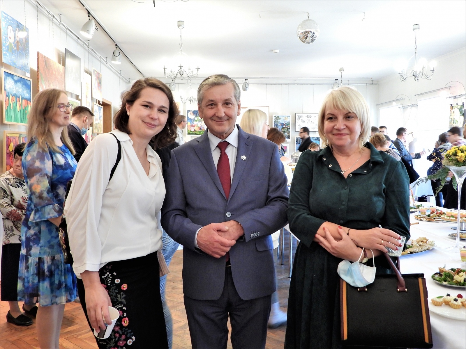 Zdjęcie w galerii na portalu naszraciborz.pl: Podopieczni Stowarzyszenia Dom zwycięzcami konkursu plastycznego wiadomości z regionu