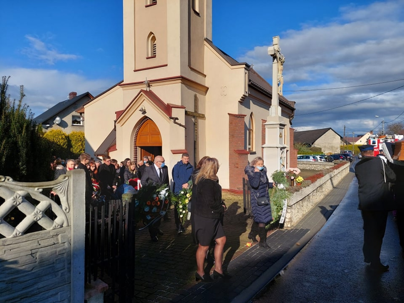 Zdjęcie w galerii na portalu naszraciborz.pl: Ostatnie pożegnanie śp. Bertholda Kollka, wieloletniego naczelnika OSP Roszków wiadomości z regionu