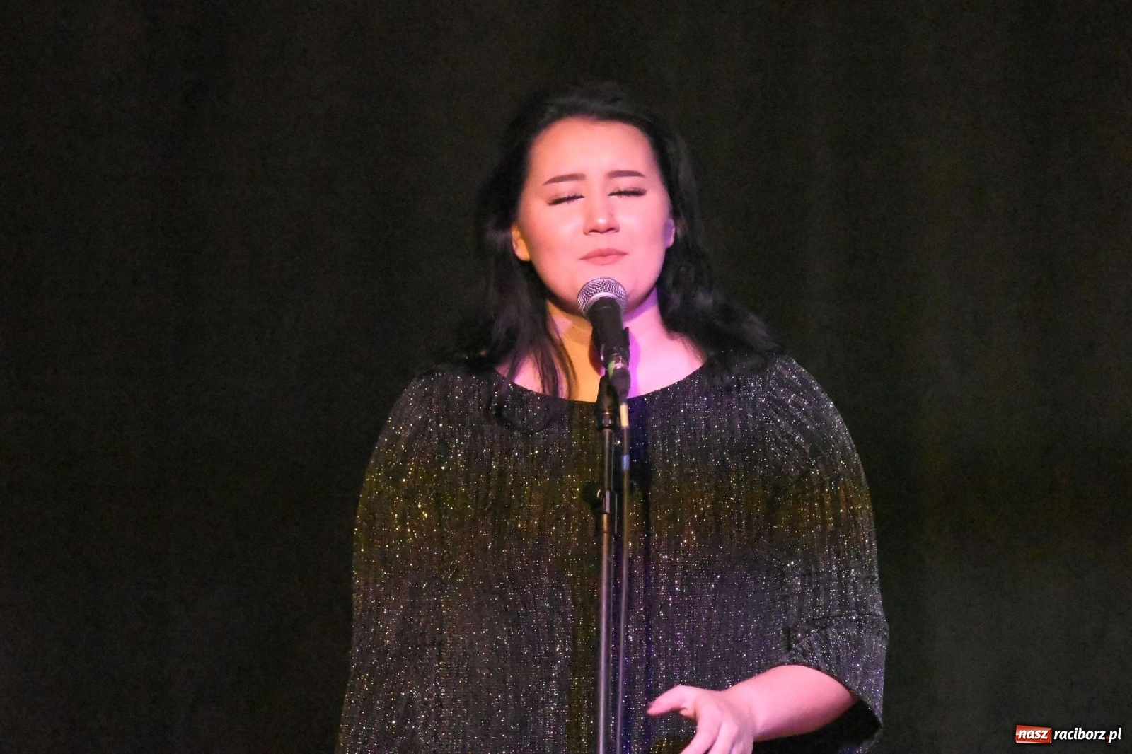 Zdjęcie w galerii na portalu naszraciborz.pl: Maria Magdalena. Wyzwolona kobiecość, odnaleziona boskość - spotkanie autorskie na zamku wiadomości z regionu