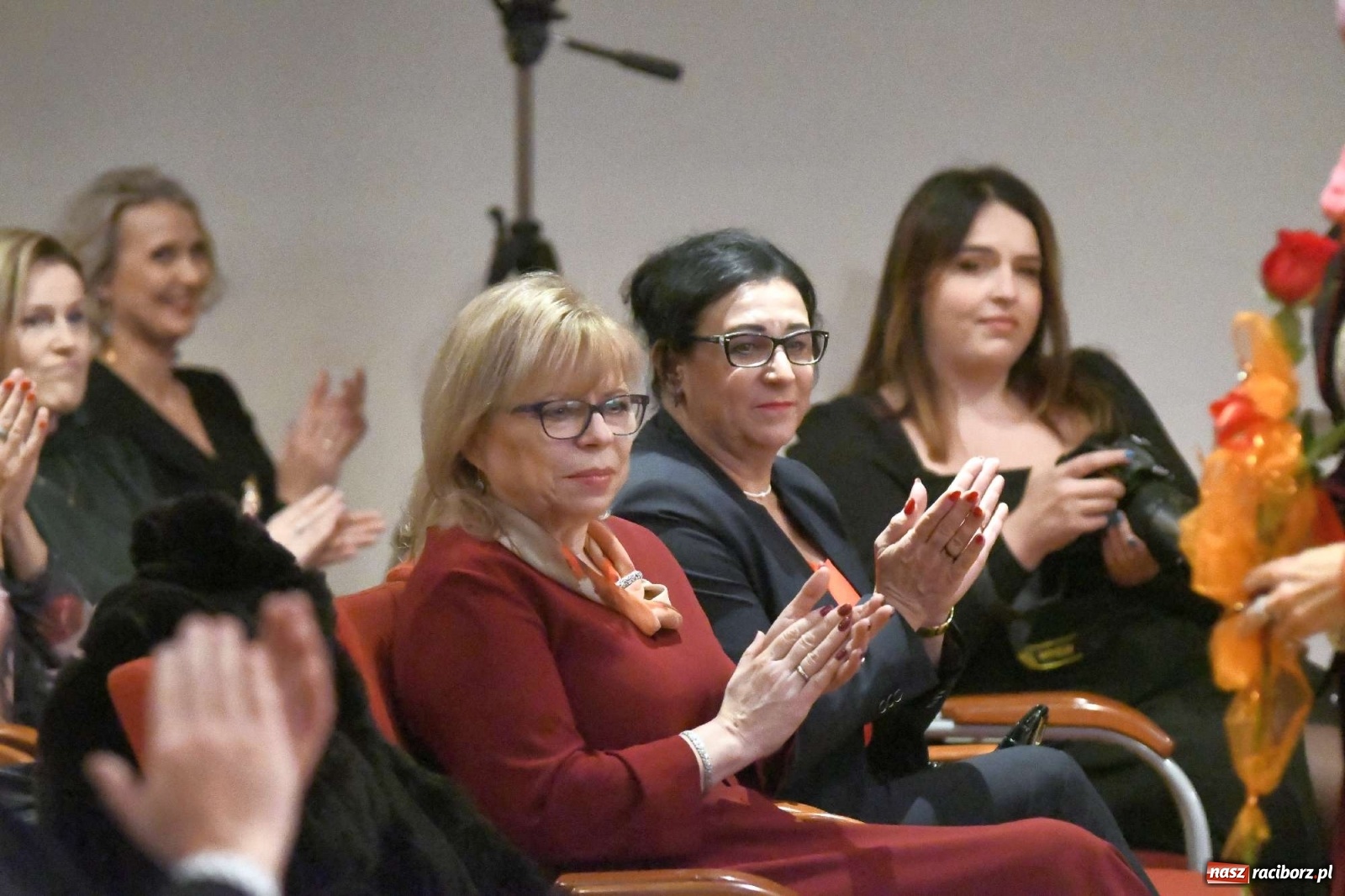 Zdjęcie w galerii na portalu naszraciborz.pl: Maria Magdalena. Wyzwolona kobiecość, odnaleziona boskość - spotkanie autorskie na zamku wiadomości z regionu