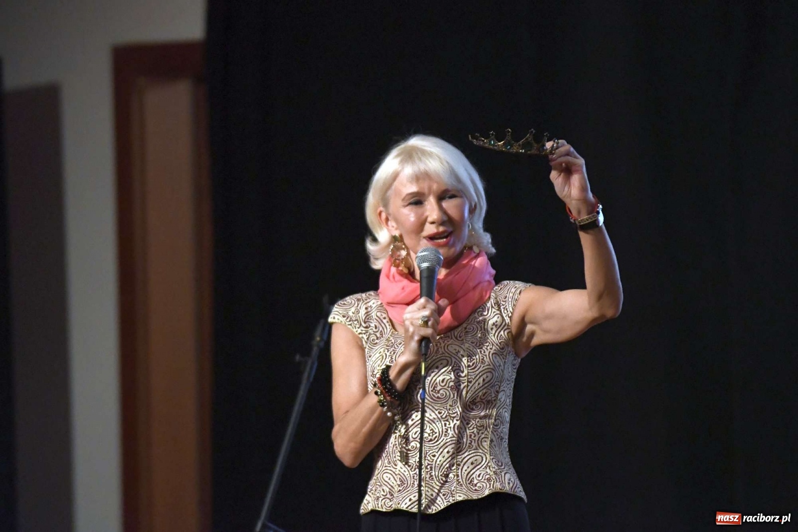 Zdjęcie w galerii na portalu naszraciborz.pl: Maria Magdalena. Wyzwolona kobiecość, odnaleziona boskość - spotkanie autorskie na zamku wiadomości z regionu