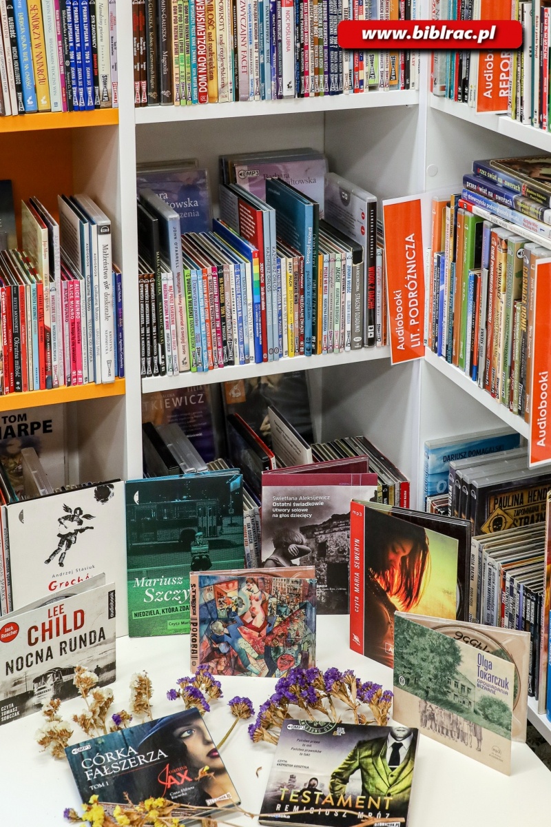 Zdjęcie w galerii na portalu naszraciborz.pl: W bibliotece znajdziesz... audiobooki i DUŻE LITERY wiadomości z regionu