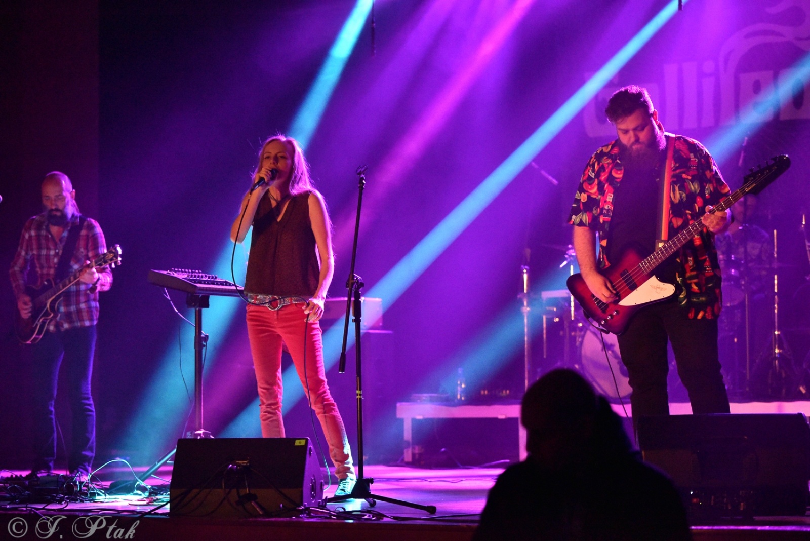 Zdjęcie w galerii na portalu naszraciborz.pl: RoCK UP. Mocne brzmienie w raciborskim wydaniu [FOTO] wiadomości z regionu